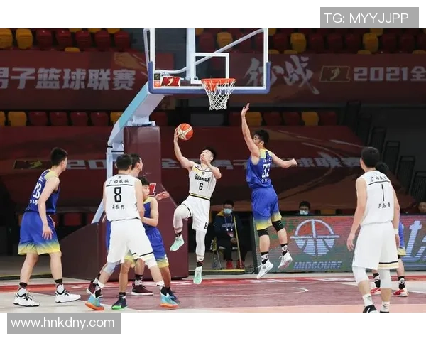 武汉篮球队在精英赛中的表现分析与状态评估